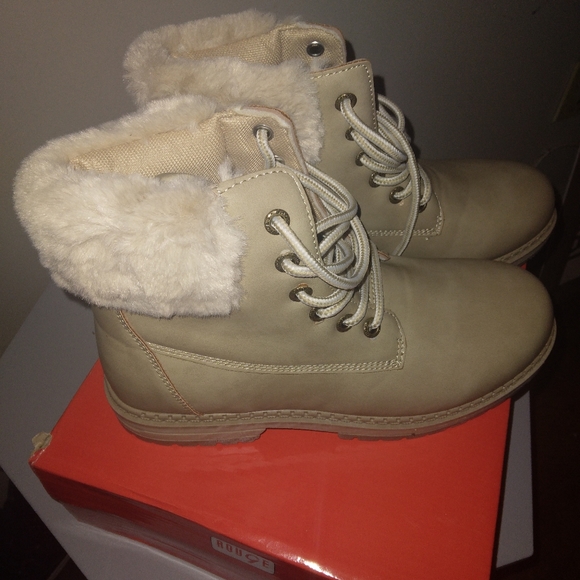 New- Stone color winter boots (New) - Picture 2 of 4